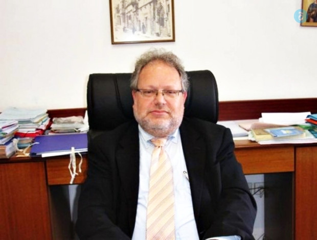 Κώστας Μπούτσικος