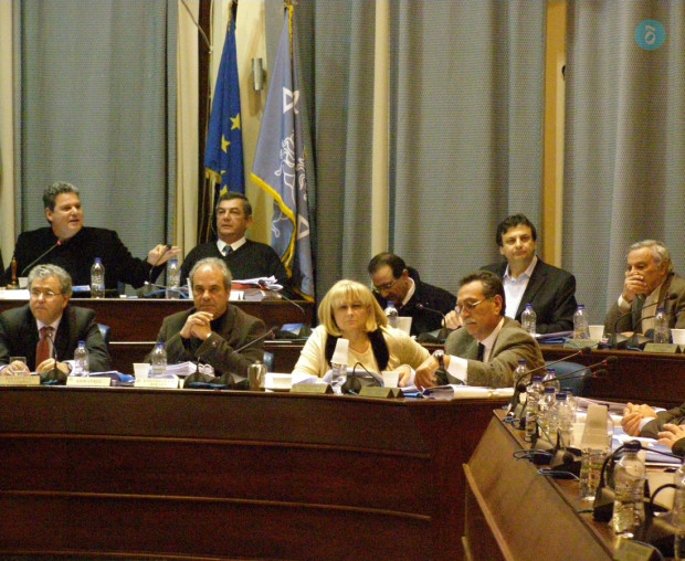 Δημοτικό συμβούλιο
