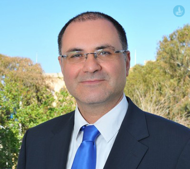 Στράτος Καρίκης