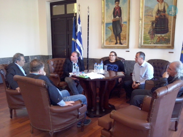 Σύσκεψη για σχολεία
