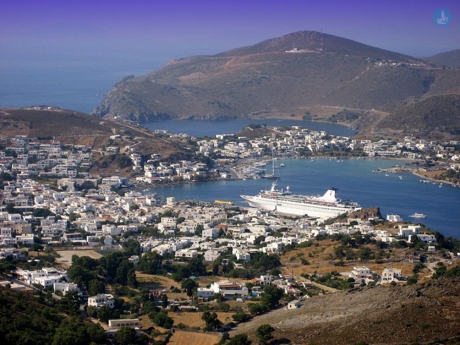 1024px-Skala-of-patmos