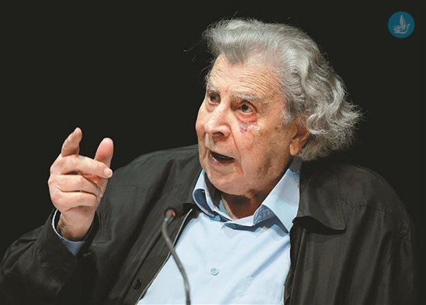 Μίκης Θεοδωράκης
