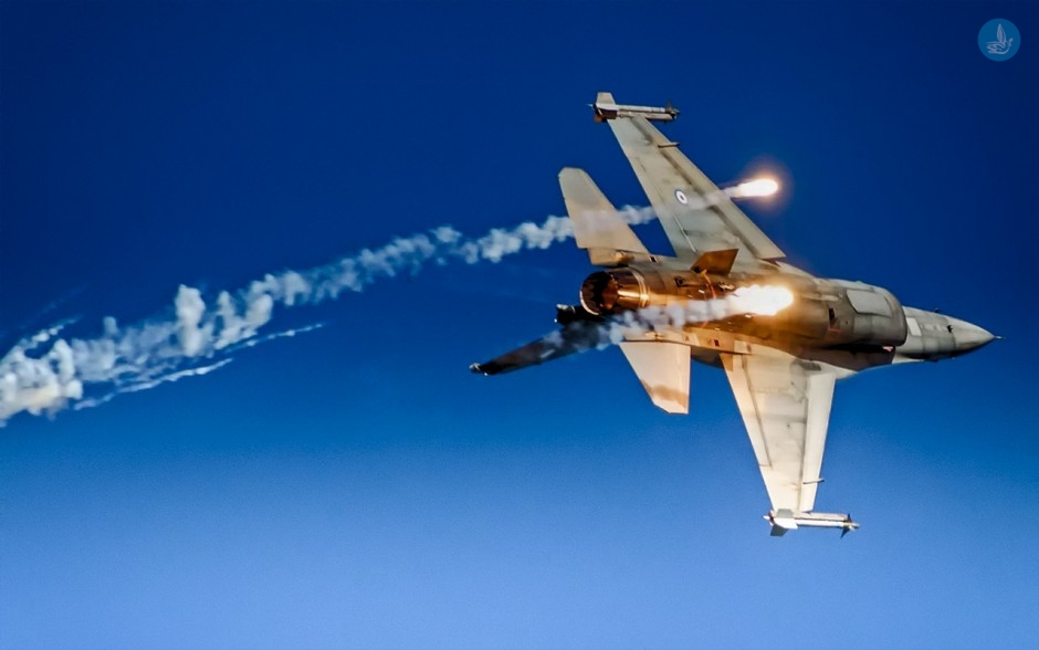 f16Hellas-2