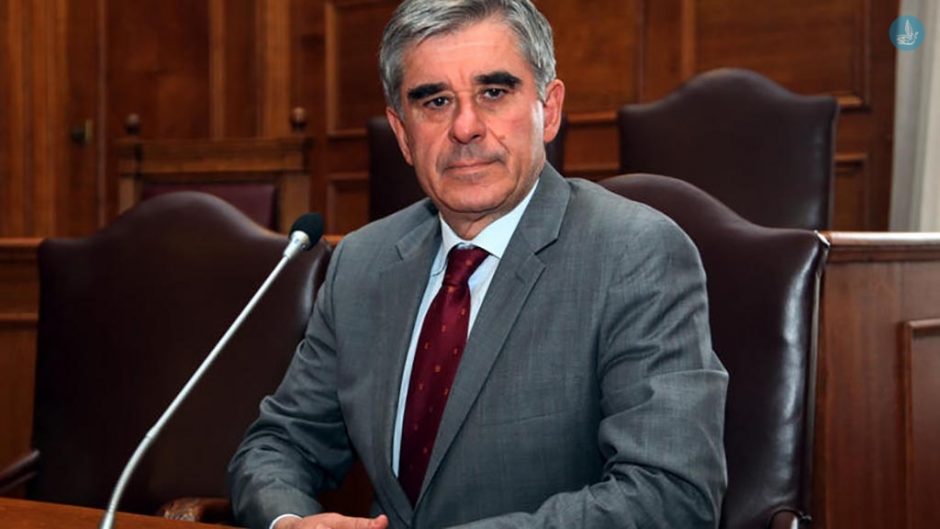 Νικολούδης