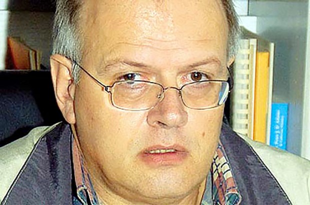 Τσελέντης