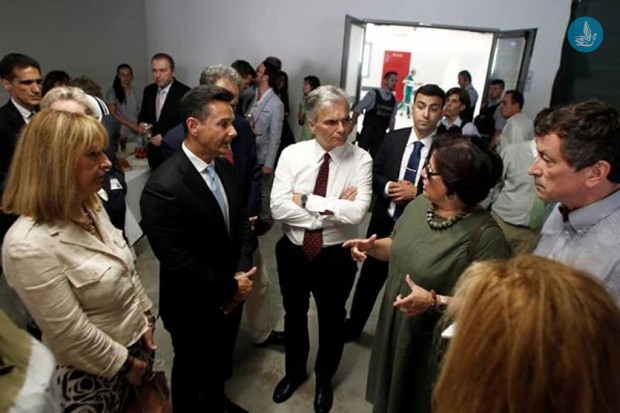Είναι εντυπωσιακό να βλέπω ότι οι άνθρωποι δεν δέχονται τη φτώχεια