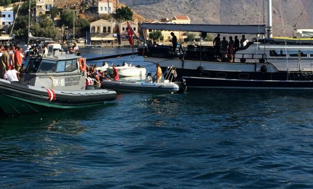 Οκτώ ποινικές διώξεις στους διακινητές της Σύμης-Τι έχει προκύψει για το θάνατο του 17χρονου μετανάστη