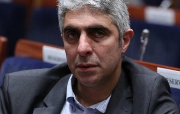 ΤΣΙΠΡΑΣ ΞΑΔΕΛΦΟΣ