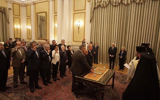 υπηρεσιακή κυβέρνηση