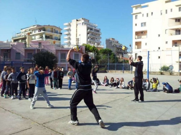 ΒΟΛΕΙ ΣΧΟΛΕΙΑ