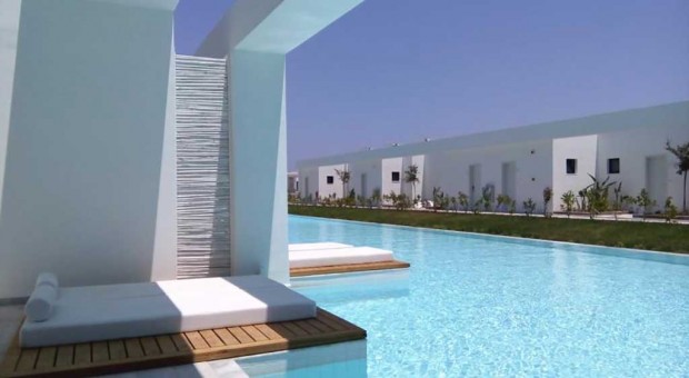 Resort White Pearl