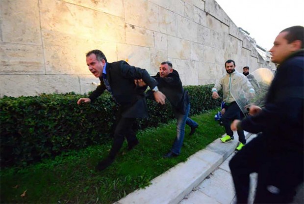 επίθεση