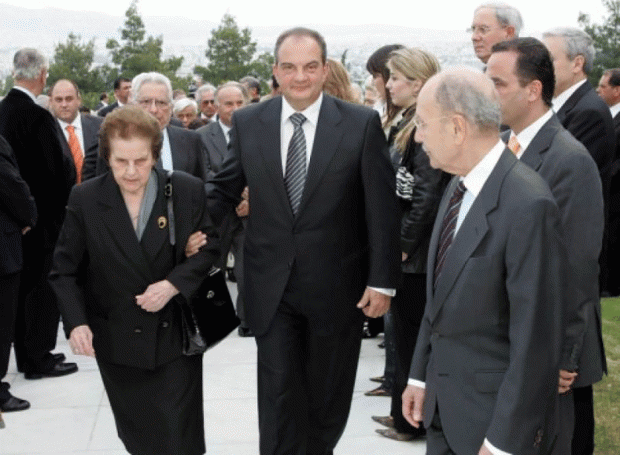 Απεβίωσε η αδερφή του Κωνσταντίνου Καραμανλή