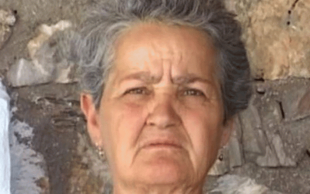Η μοναδική κάτοικος της Κινάρου: «Εγώ τα βρήκα, που να μην τα έβρισκα, ήταν ένα παιδί μέσα»