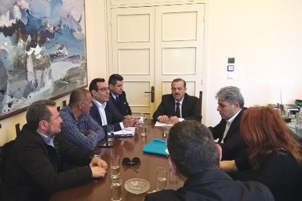 Διαδοχικές συσκέψεις στο Δημαρχείο Ρόδου ενόψει της τουριστικής σεζόν
