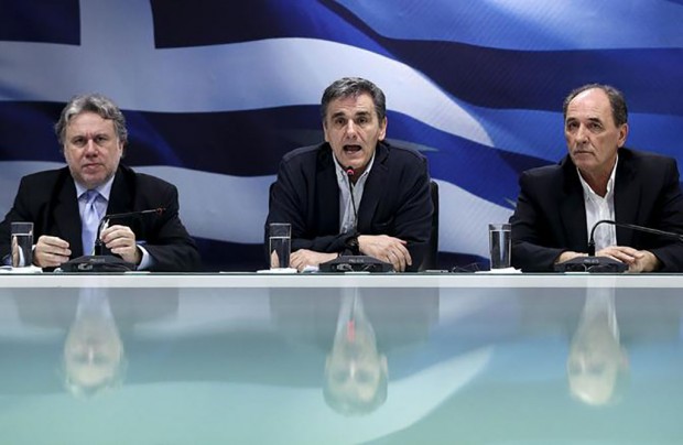 Νομοσχέδια ‘κόκκινων γραμμών’ για φόρους-συντάξεις,χωρίς συμφωνία