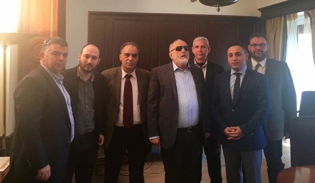 Συνάντηση κ. Φίλιππου Τριομμάτη με τον Υπ. Εσωτερικών κ. Κουρουπλή.