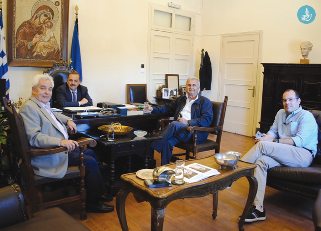 ΕΠΕΝΔΥΤΕΣ ΓΚΟΛΦ ΔΗΜΑΡΧΟΣ