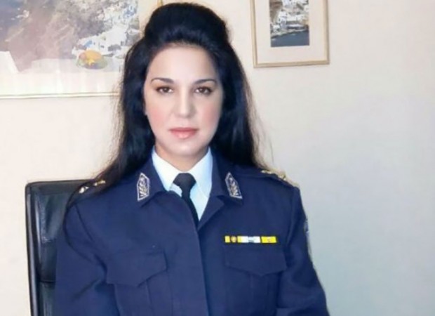 Συγγραφέας και καλλονή η νέα Διοικητής ΑΤ σε νησί του Αιγαίου