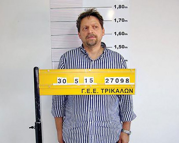 900
