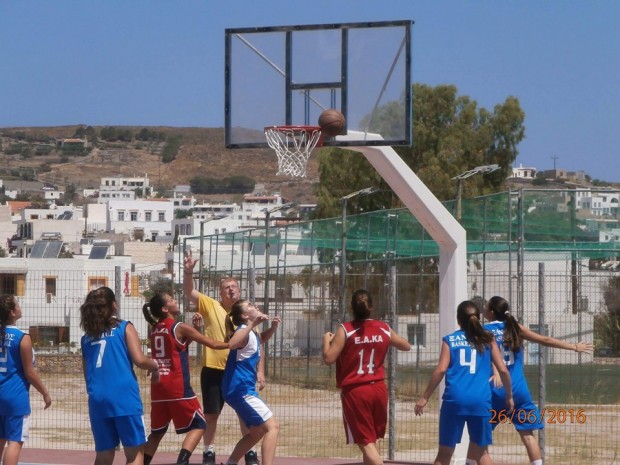 ΞΑΝΘΟΣ ΕΑΚΑ ΚΟΡΑΣΙΔΕΣ