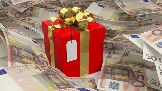 Κυβερνητικό “δώρο” σε ελεγχόμενους των λιστών φοροδιαφυγής