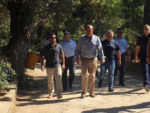 Αύξηση περιπολιών και πρόσληψης προσωπικού για τη φύλαξη των πάρκων και των παραλιών