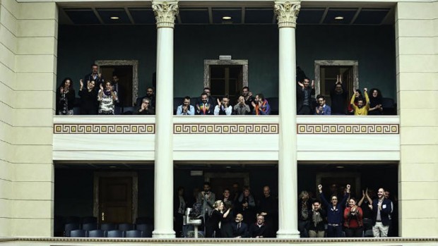 Απίστευτο επεισόδιο στη Βουλή από πρώην βουλευτές του ΣΥΡΙΖΑ
