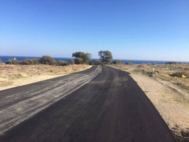 Ολοκληρώθηκαν οι εργασίες διαπλάτυνσης και ασφαλτόστρωσης της οδού Δελμούζου (Αμπέλια ΚΑΙΡ).