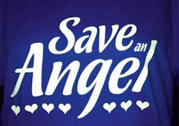 Το “Save an angel” στο πλευρό του Μανώλη Σπυράκη