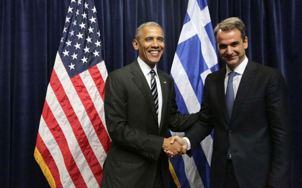 Ολιγόλεπτη συνάντηση Ομπάμα – Μητσοτάκη στο Ιδρυμα Νιάρχος