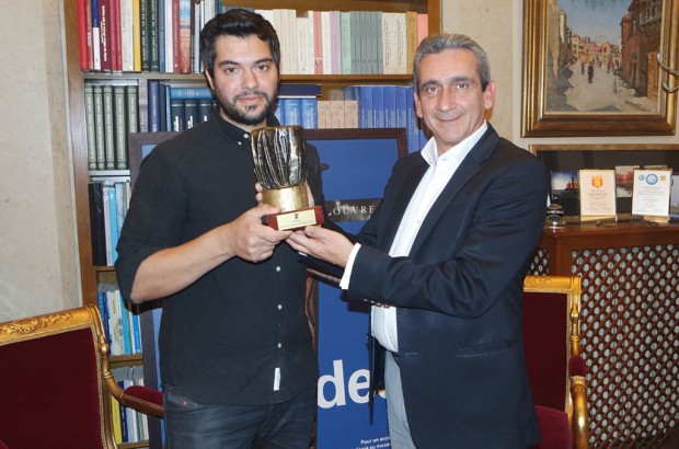 Ο νεαρός σεφ  Σταμάτης Μισομικές, με την εξαιρετική πανευρωπαϊκή διάκρισή του, έκανε ένα πολύ μεγάλο δώρο προς την Περιφέρεια