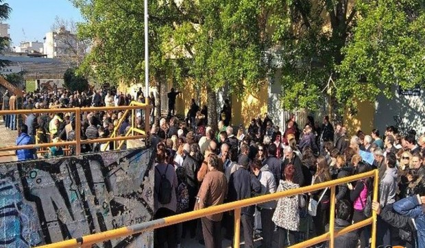Ελλάδα 2017: Στις ουρές για λίγα τρόφιμα με χρήματα της ΕΕ