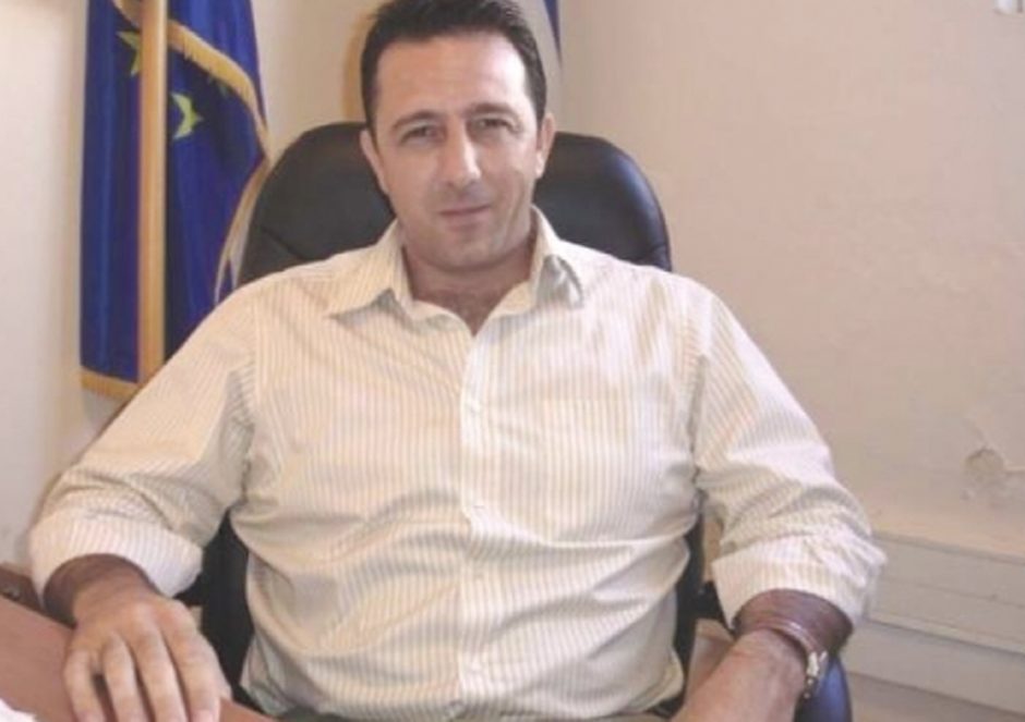 ΔΩΡΟΣ ΚΩΝΣΤΑΝΤΙΝΟΥ