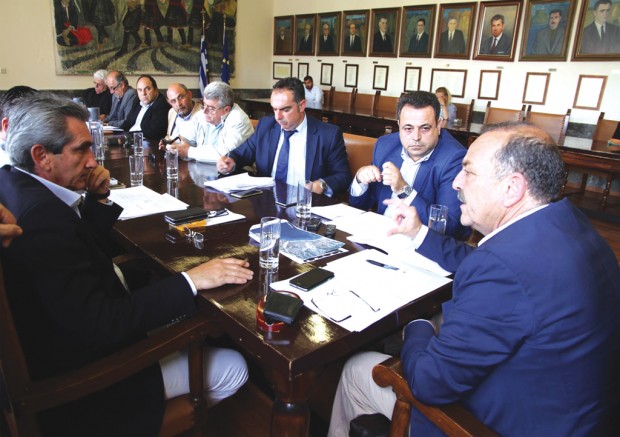 Αναζητούνται εναγωνίως λύσεις για την υδροδότηση του νησιού