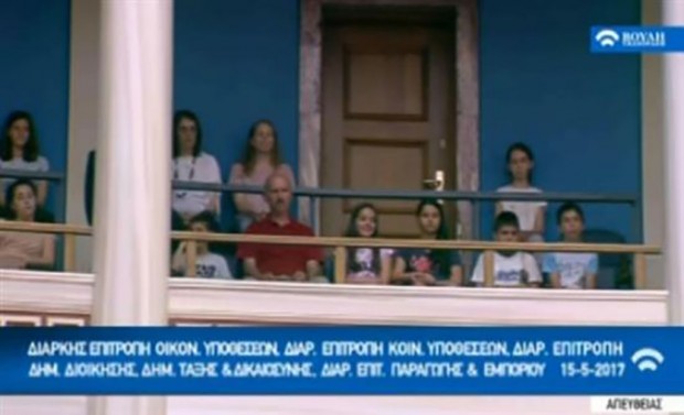 Η συγγνώμη του Προέδρου σε μαθητές από Αστυπάλαια και Σέρρες για το επεισόδιο στη Βουλή