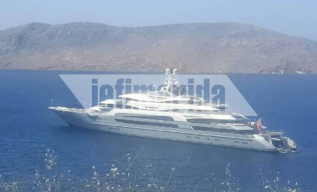 Στη Σύμη ο πλουσιότερος άνθρωπος της Ρωσίας με την απίστευτη θαλαμηγό του