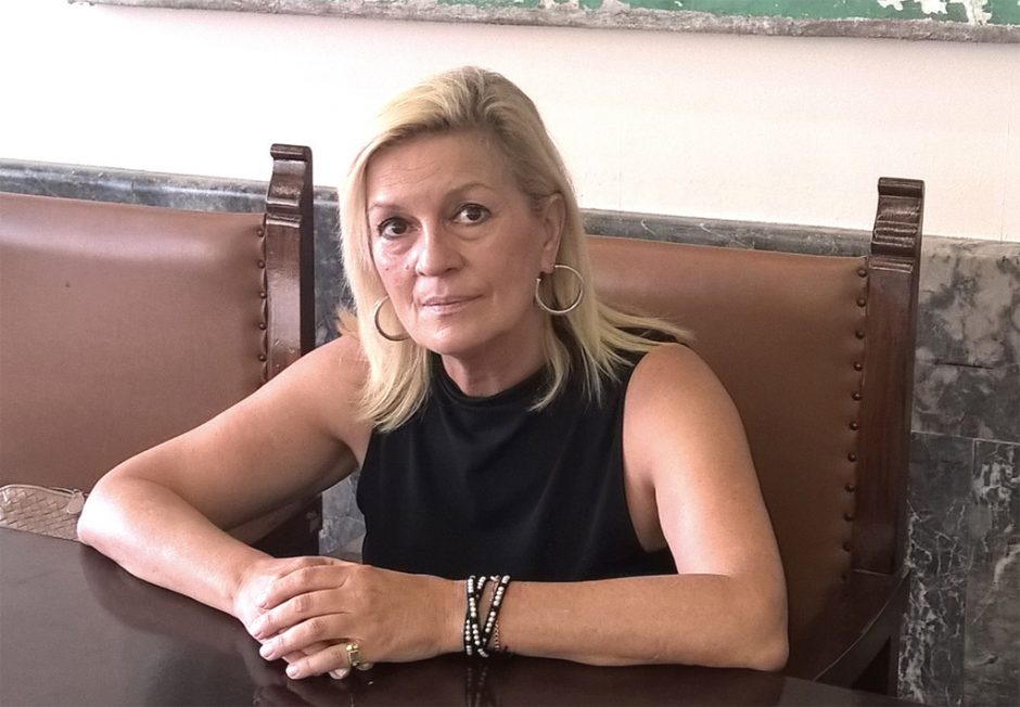 ΑΝΝΑ ΖΩΑΝΝΟΥ