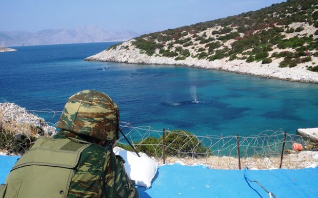 «Πυρ ομαδόν» από τους Εθνοφύλακες στην Καλόλιμνο
