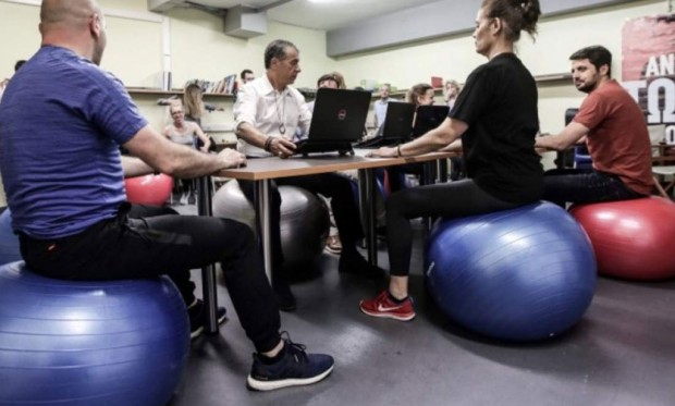 Στο Ποτάμι βάζουν τέλος στις καρέκλες… “όλα για μια Fitball γίνονται!”