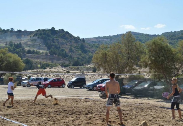 ΜΠΙΤΣ ΤΕΝΙΣ ΤΣΑΜΠΙΚΑ