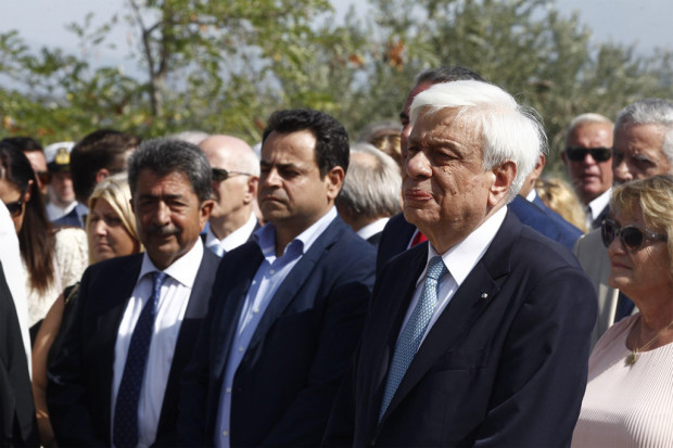 Σαντορινιός