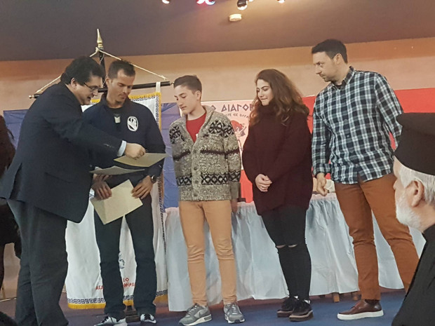 Κοντά σε εργασιακά, πολιτιστικά και αθλητικά σωματεία και στην  5η Έκθεση EΞΠOTΡOΦ o κ. Χ. Κόκκινος
