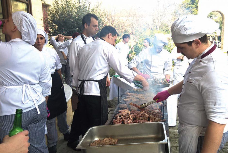 ΤΟΥΡΙΣΤΙΚΗ ΣΧΟΛΗ ΤΣΚΙΝΟΠΕΜΠΤΗ