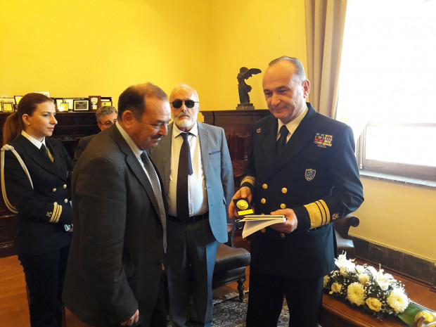 Με τρία πλωτά ασθενοφόρα και δέκα οχήματα παντός εδάφους ενισχύεται το Λιμενικό στο Αιγαίο