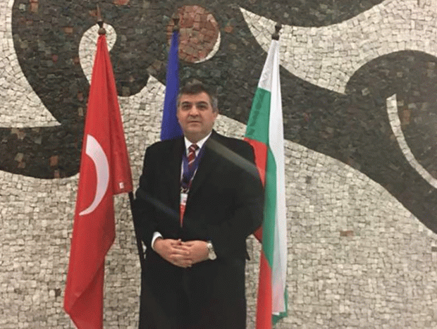 Τούρκος πρέσβης στην ΕΕ: H Ελλάδα προκαλεί την Τουρκία διεκδικώντας την ιδιοκτησία νησιών στο Αιγαίο