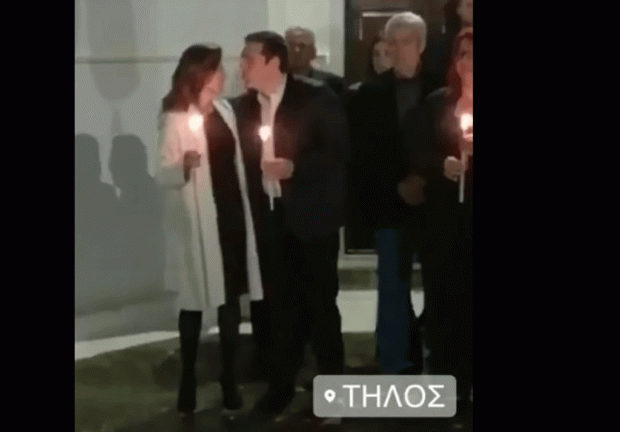 Η Ανάσταση του πρωθυπουργού στην Τήλο και το “φιλί της αγάπης”