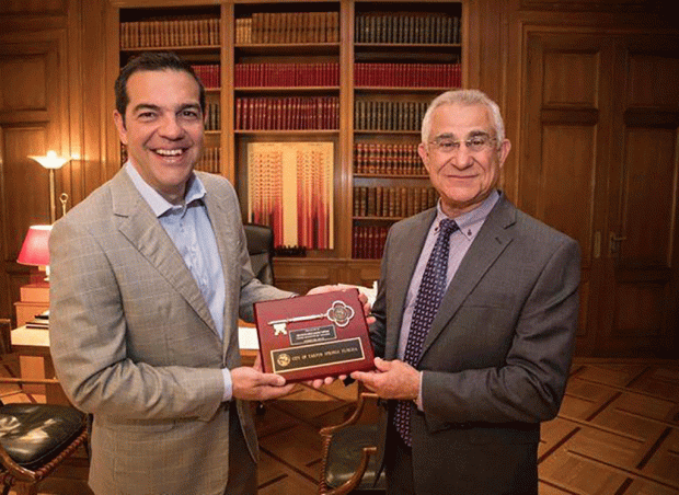 Με τον Πρωθυπουργό συναντήθηκε ο Καλυμνιακής καταγωγής Δήμαρχος του Τάρπον Σπρινγκς Κρις Αλαχούζος