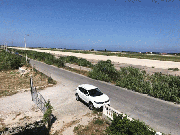 ευκάλυπτοι αεροδρόμιο