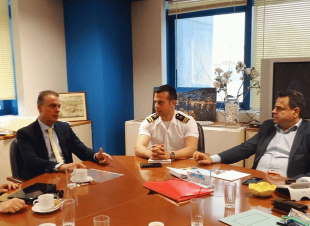 Συνάντηση  του Ε.Ο.Α.Ε. Ν.  με τον Υφυπουργό Νεκτάριο  Σαντορινιό   με θέμα το Μεταφορικό Ισοδύναμο